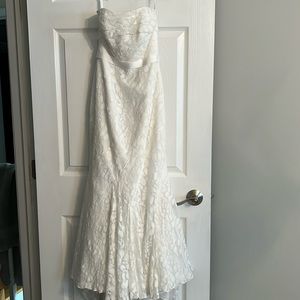 Wedding gown